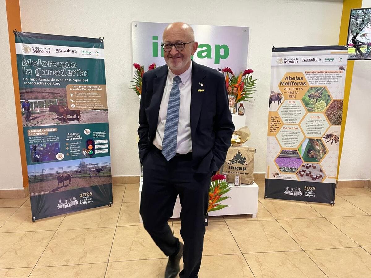 Miguel Jorge García Winder dejó su encargo en Roma para asumir la dirección del INIFAP.